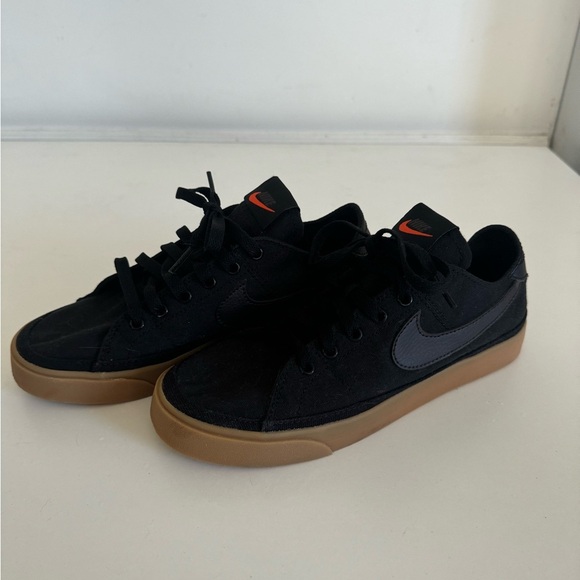 Deadstock MENS NIKE COURT LEGACY CNVS CW6539 004 “Black Gum” SIZE 6 - Picture 3 of 6